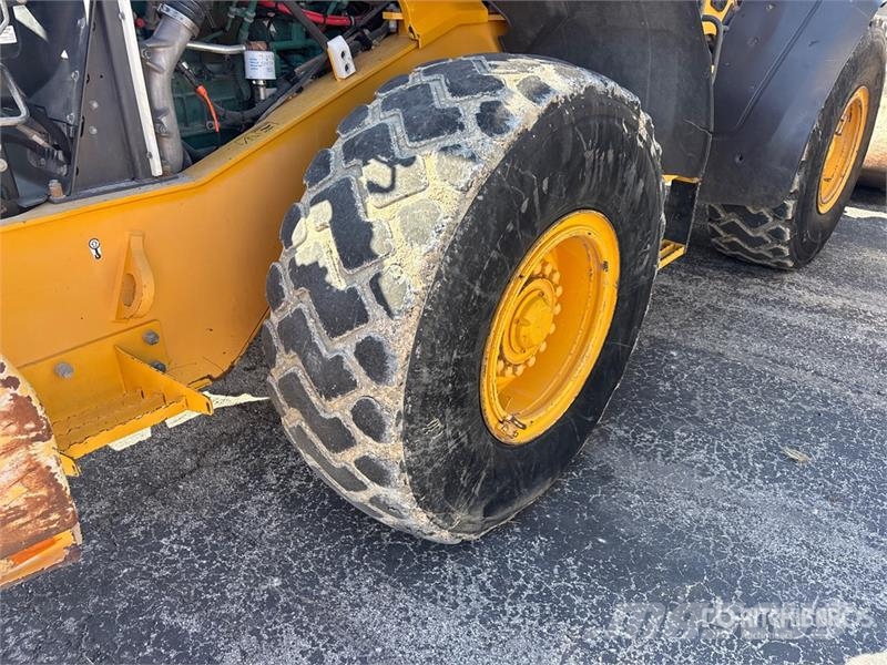 Volvo L90G Wheel Loader 휠로우더