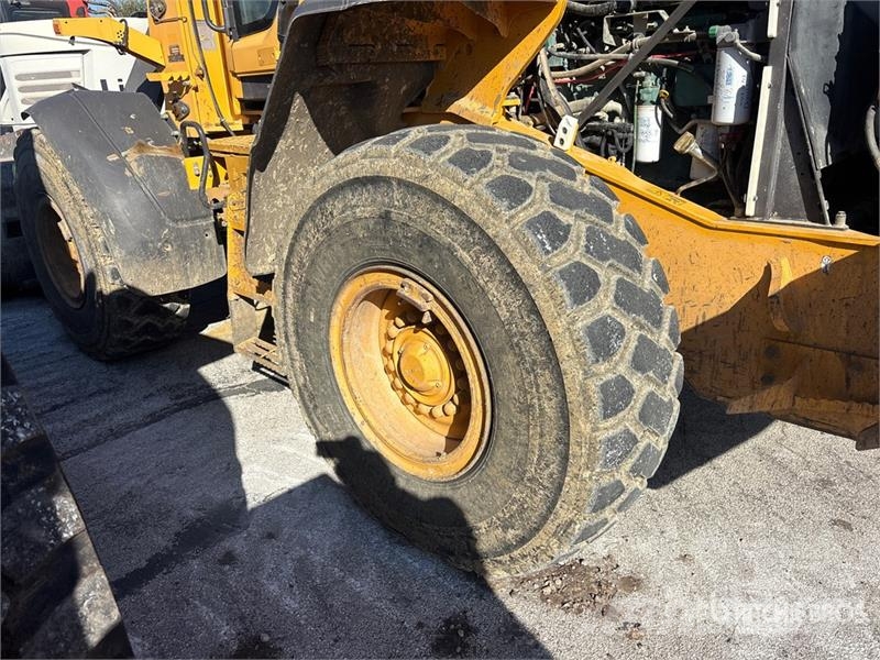 Volvo L90G Wheel Loader 휠로우더