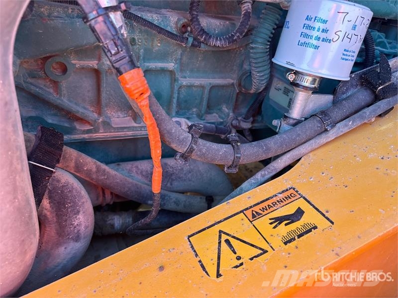 Volvo L90G Wheel Loader 휠로우더
