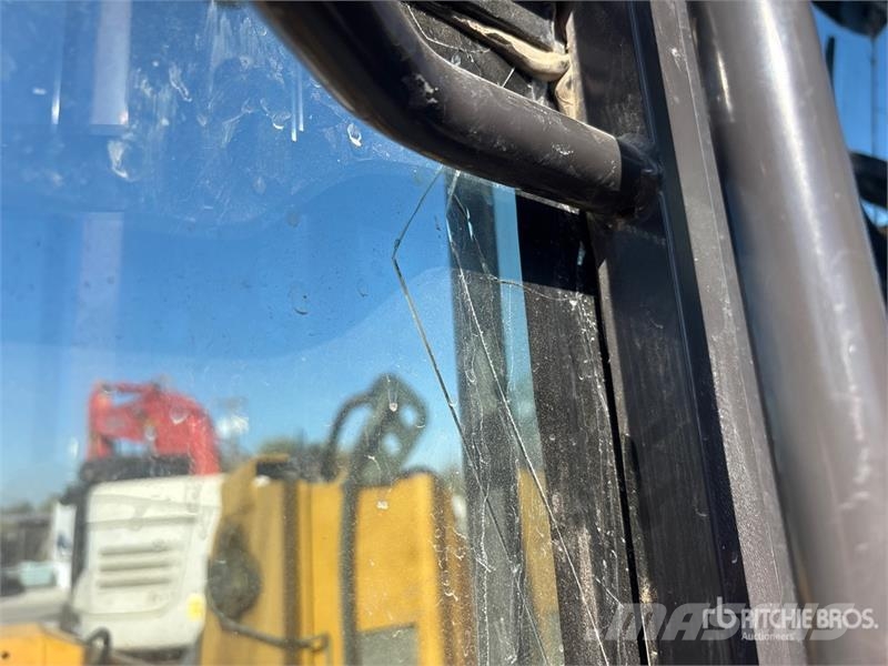 Volvo L90G Wheel Loader 휠로우더
