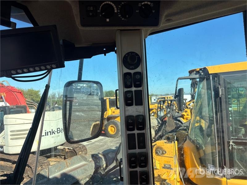 Volvo L90G Wheel Loader 휠로우더