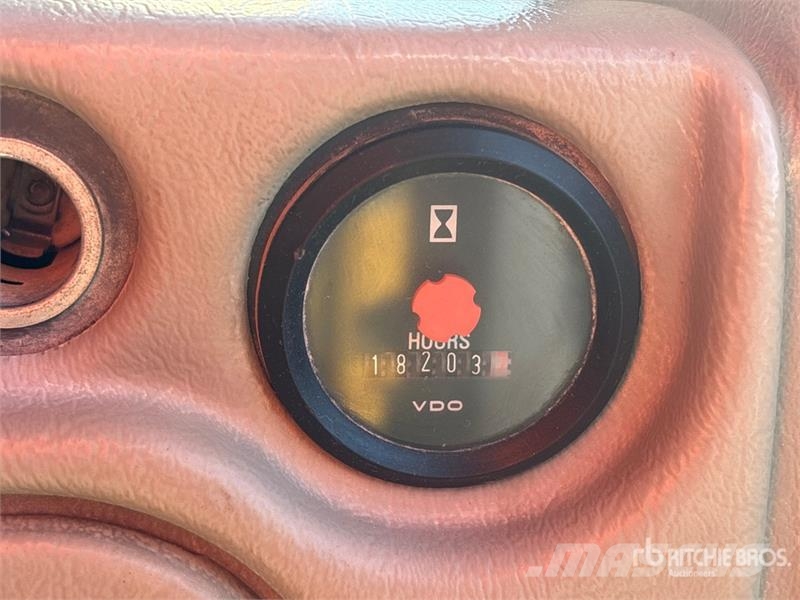 Volvo L90G Wheel Loader 휠로우더