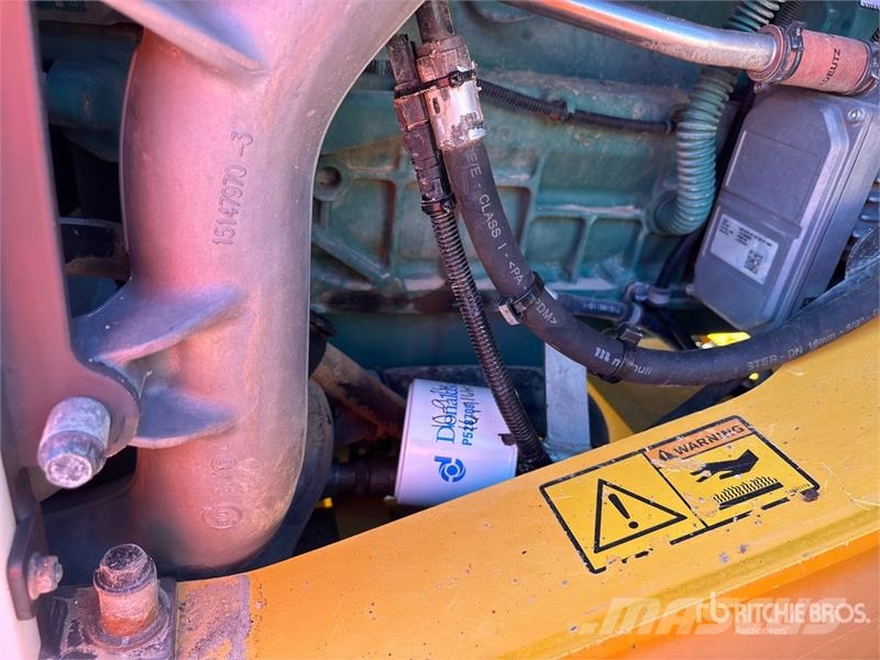 Volvo L90G Wheel Loader 휠로우더