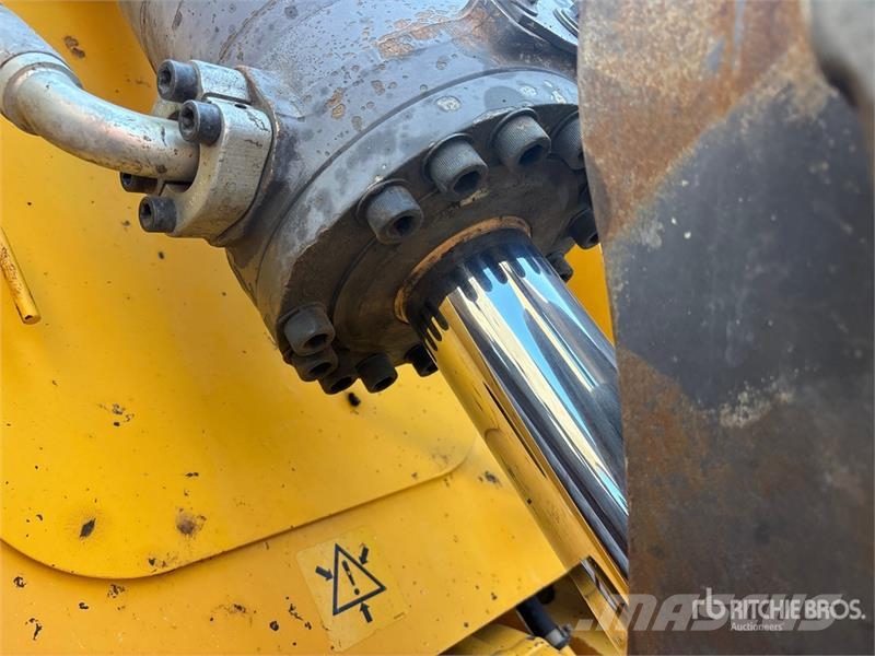 Volvo L90G Wheel Loader 휠로우더