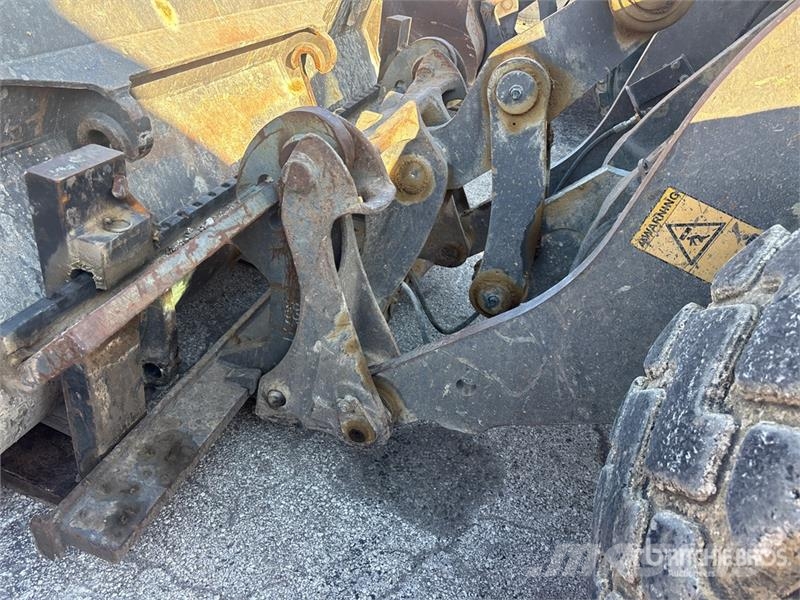 Volvo L90G Wheel Loader 휠로우더