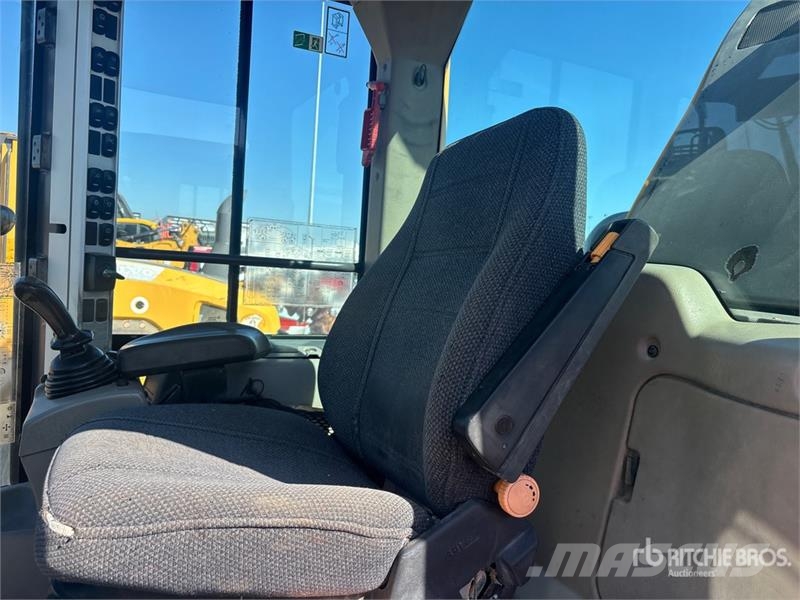Volvo L90G Wheel Loader 휠로우더