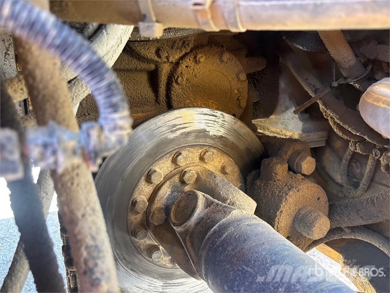 Volvo L90G Wheel Loader 휠로우더