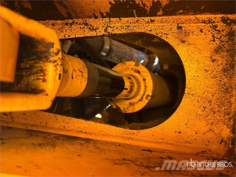 Volvo L90G Wheel Loader 휠로우더