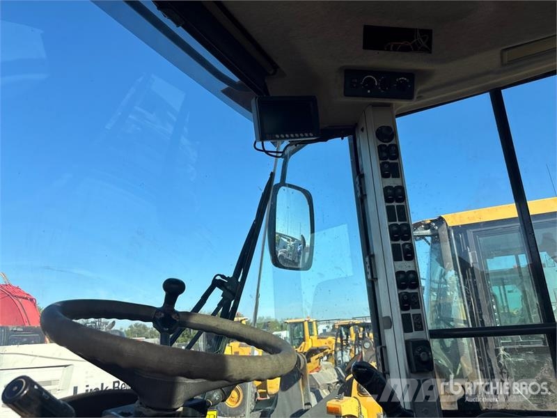 Volvo L90G Wheel Loader 휠로우더