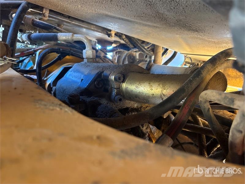 Volvo L90G Wheel Loader 휠로우더