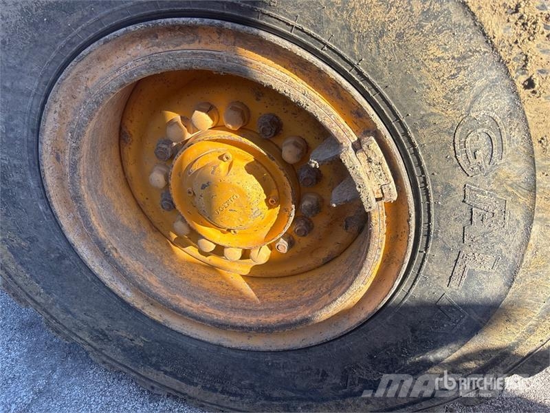 Volvo L90G Wheel Loader 휠로우더