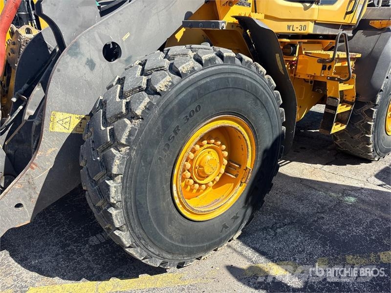 Volvo L90G Wheel Loader 휠로우더