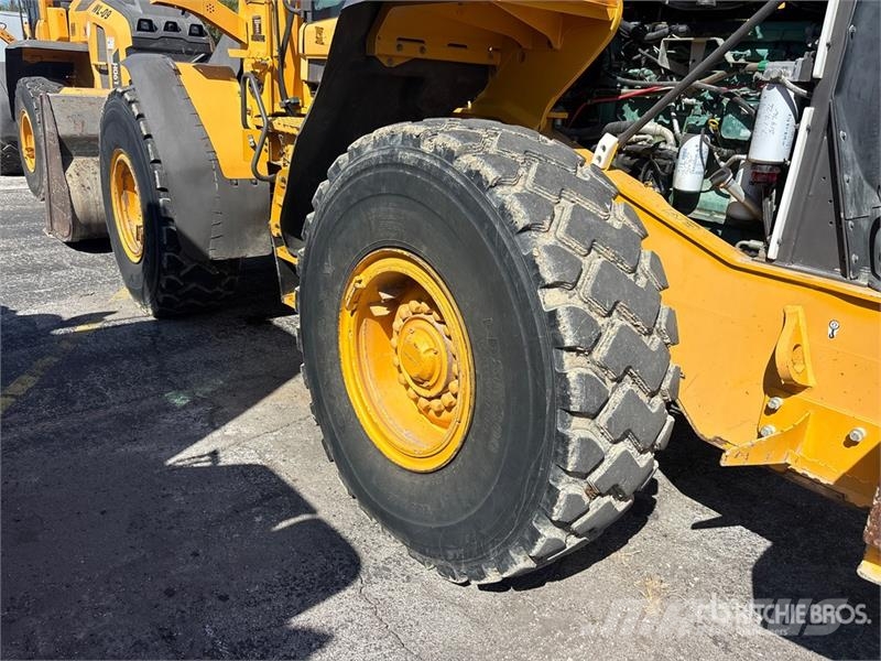 Volvo L90G Wheel Loader 휠로우더