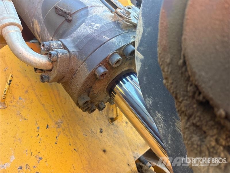 Volvo L90G Wheel Loader 휠로우더
