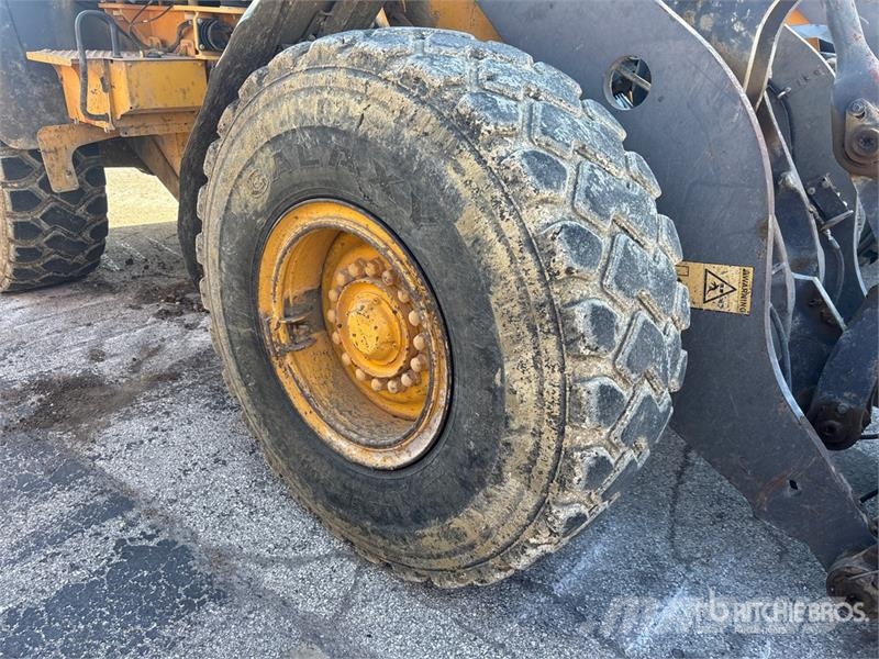 Volvo L90G Wheel Loader 휠로우더