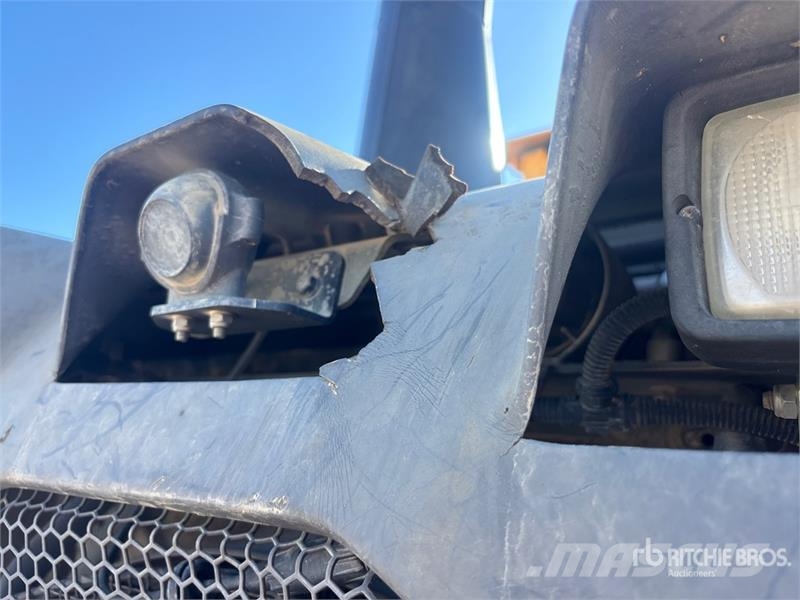 Volvo L90G Wheel Loader 휠로우더