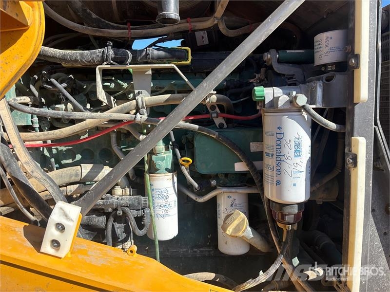 Volvo L90G Wheel Loader 휠로우더