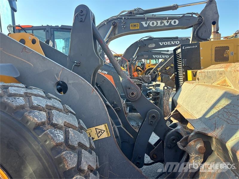 Volvo L90G Wheel Loader 휠로우더