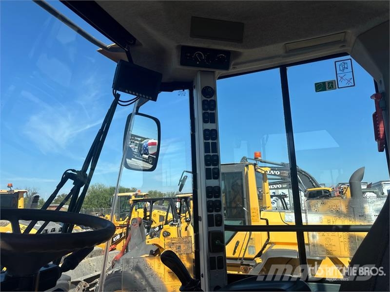 Volvo L90G Wheel Loader 휠로우더