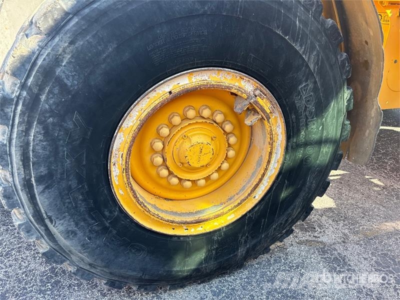 Volvo L90G Wheel Loader 휠로우더