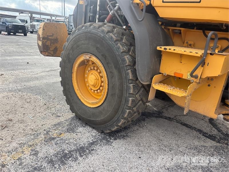 Volvo L90G Wheel Loader 휠로우더