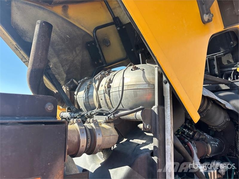 Volvo L90G Wheel Loader 휠로우더