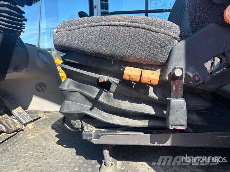 Volvo L90G Wheel Loader 휠로우더
