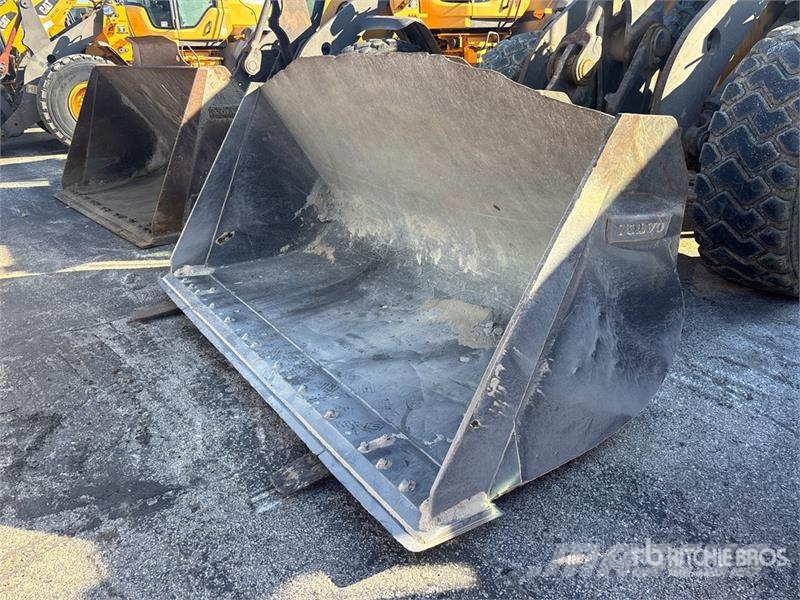 Volvo L90G Wheel Loader 휠로우더
