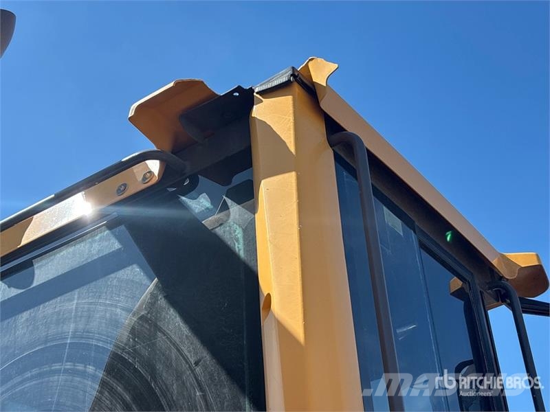 Volvo L90G Wheel Loader 휠로우더