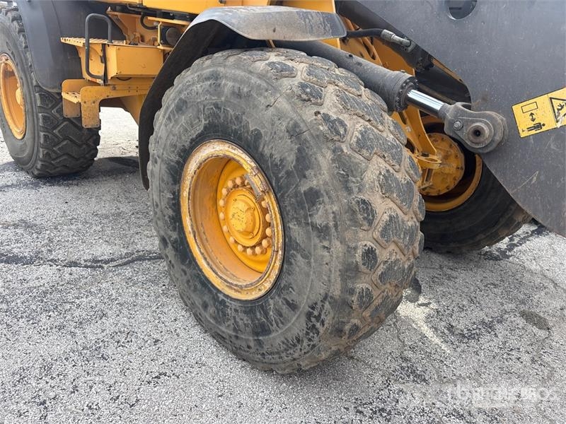 Volvo L90G Wheel Loader 휠로우더