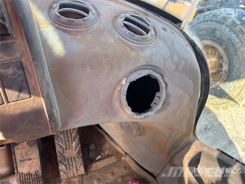 Volvo L90G Wheel Loader 휠로우더