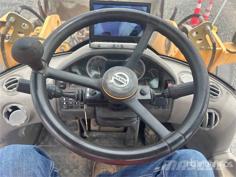 Volvo L90H Wheel Loader Wheel loaders
