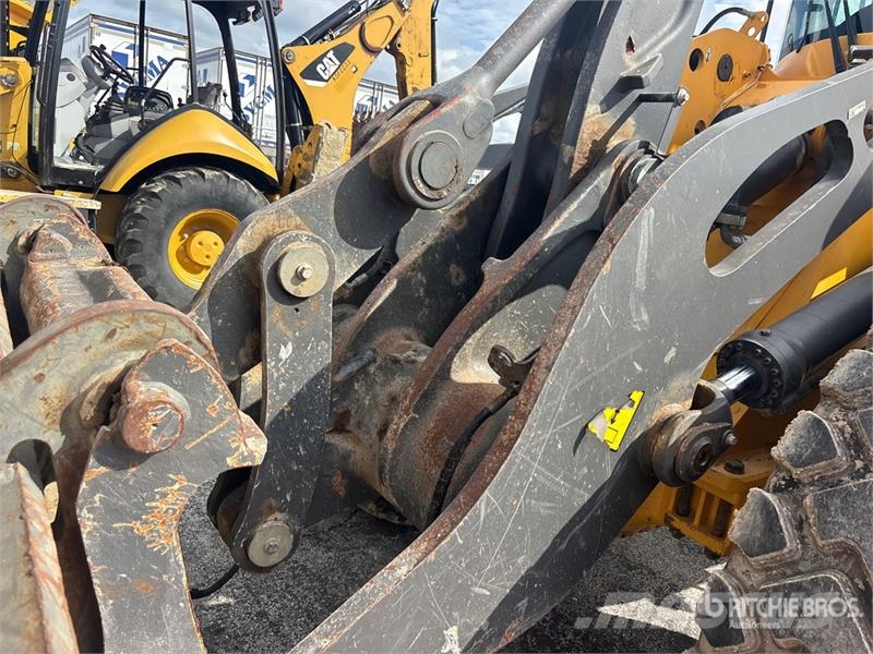Volvo L90H Wheel Loader 휠로우더