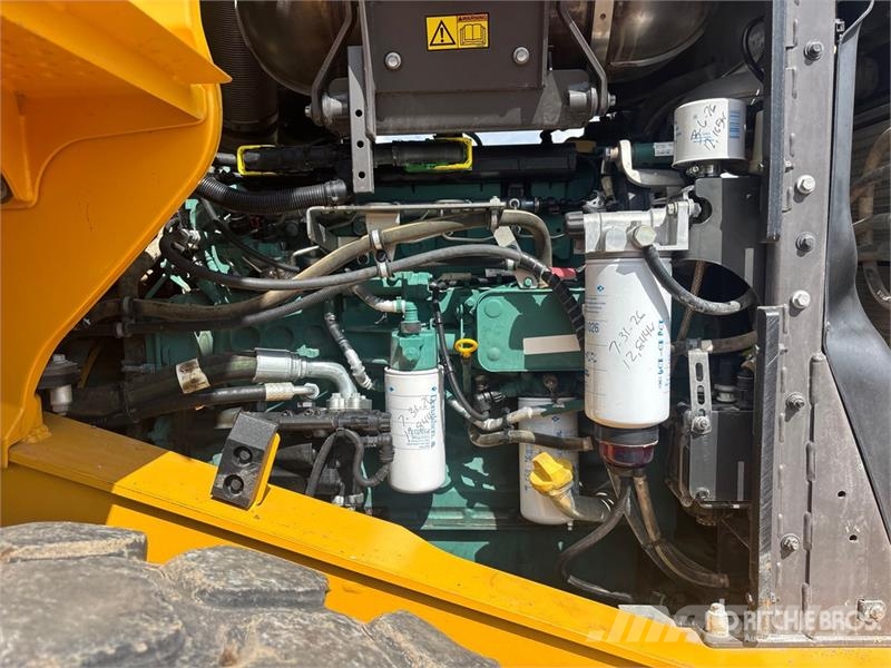 Volvo L90H Wheel Loader 휠로우더
