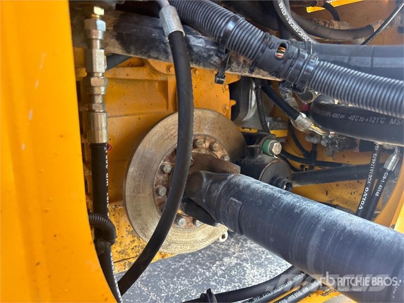 Volvo L90H Wheel Loader 휠로우더