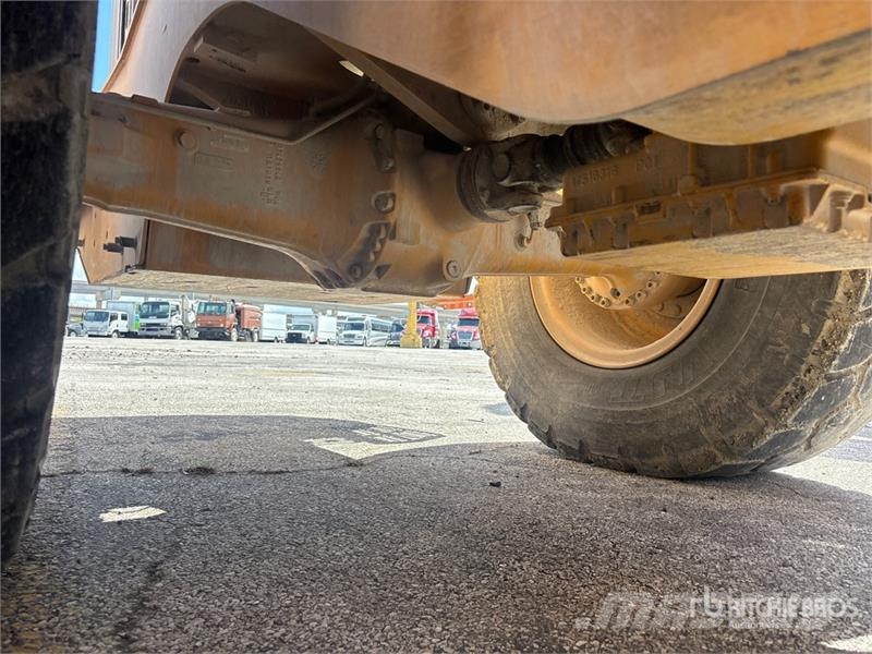 Volvo L90H Wheel Loader 휠로우더