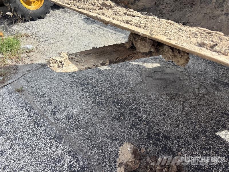 Volvo L90H Wheel Loader 휠로우더