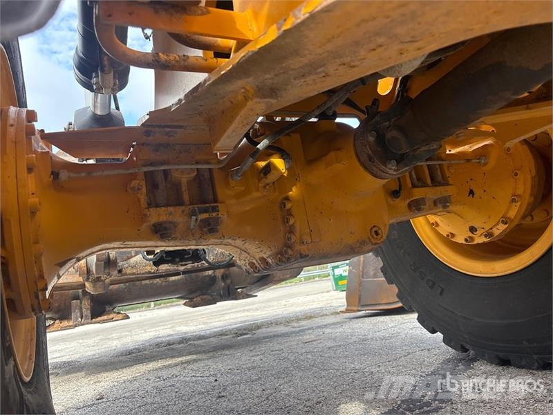 Volvo L90H Wheel Loader 휠로우더