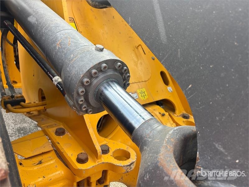 Volvo L90H Wheel Loader 휠로우더