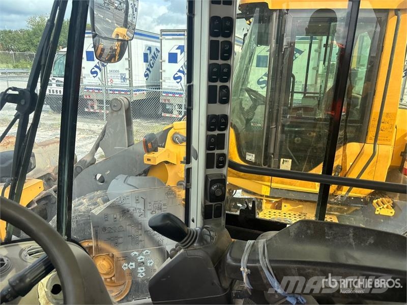 Volvo L90H Wheel Loader 휠로우더