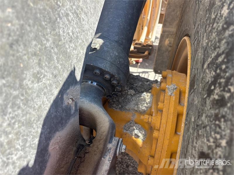 Volvo L90H Wheel Loader 휠로우더