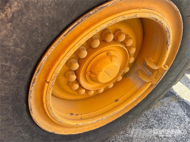 Volvo L90H Wheel Loader 휠로우더