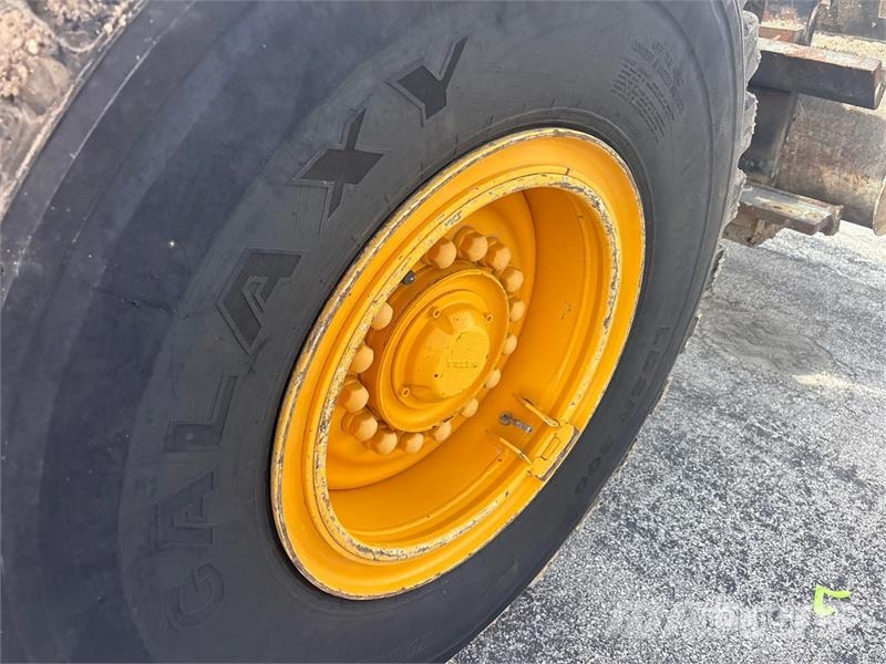 Volvo L90H Wheel Loader 휠로우더