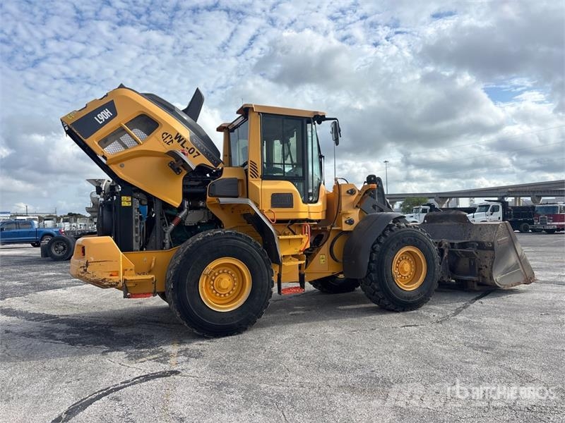 Volvo L90H Wheel Loader 휠로우더