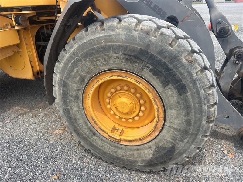 Volvo L90H Wheel Loader Wheel loaders
