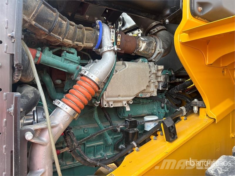 Volvo L90H Wheel Loader 휠로우더