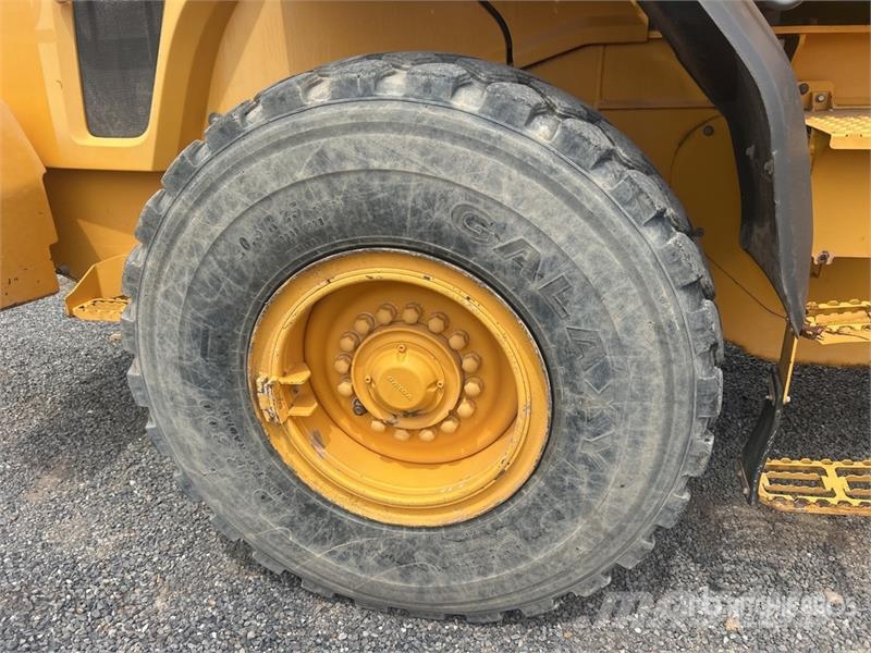 Volvo L90H Wheel Loader Wheel loaders