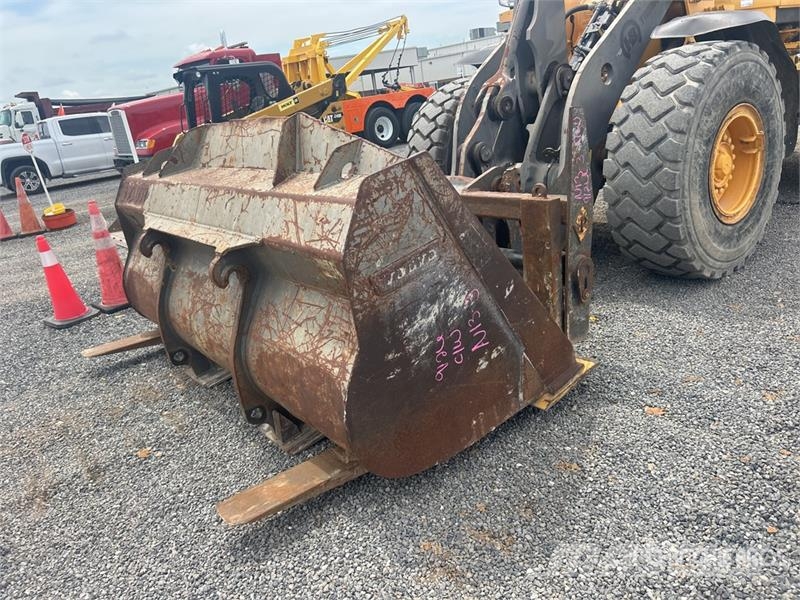 Volvo L90H Wheel Loader Wheel loaders