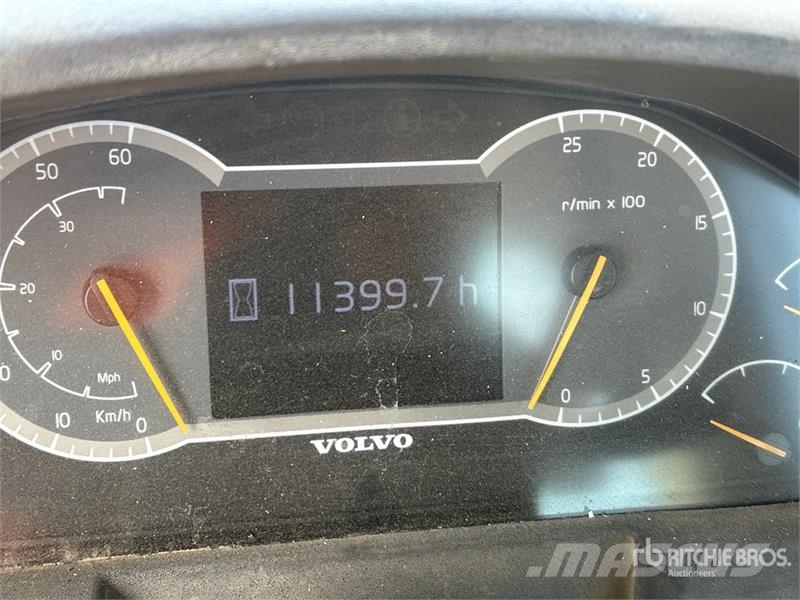 Volvo L90H Wheel Loader Chargeuse sur pneus