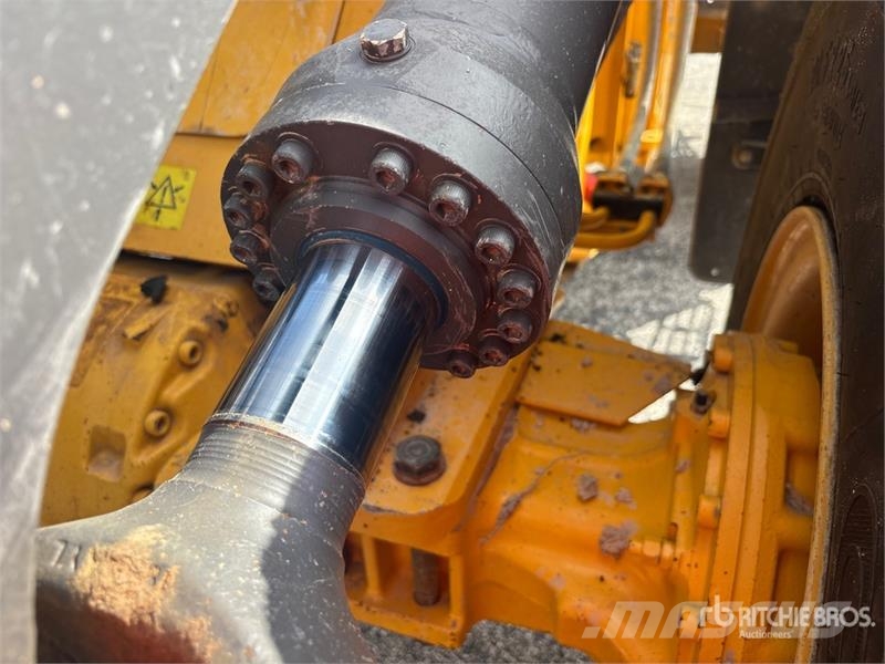 Volvo L90H Wheel Loader 휠로우더